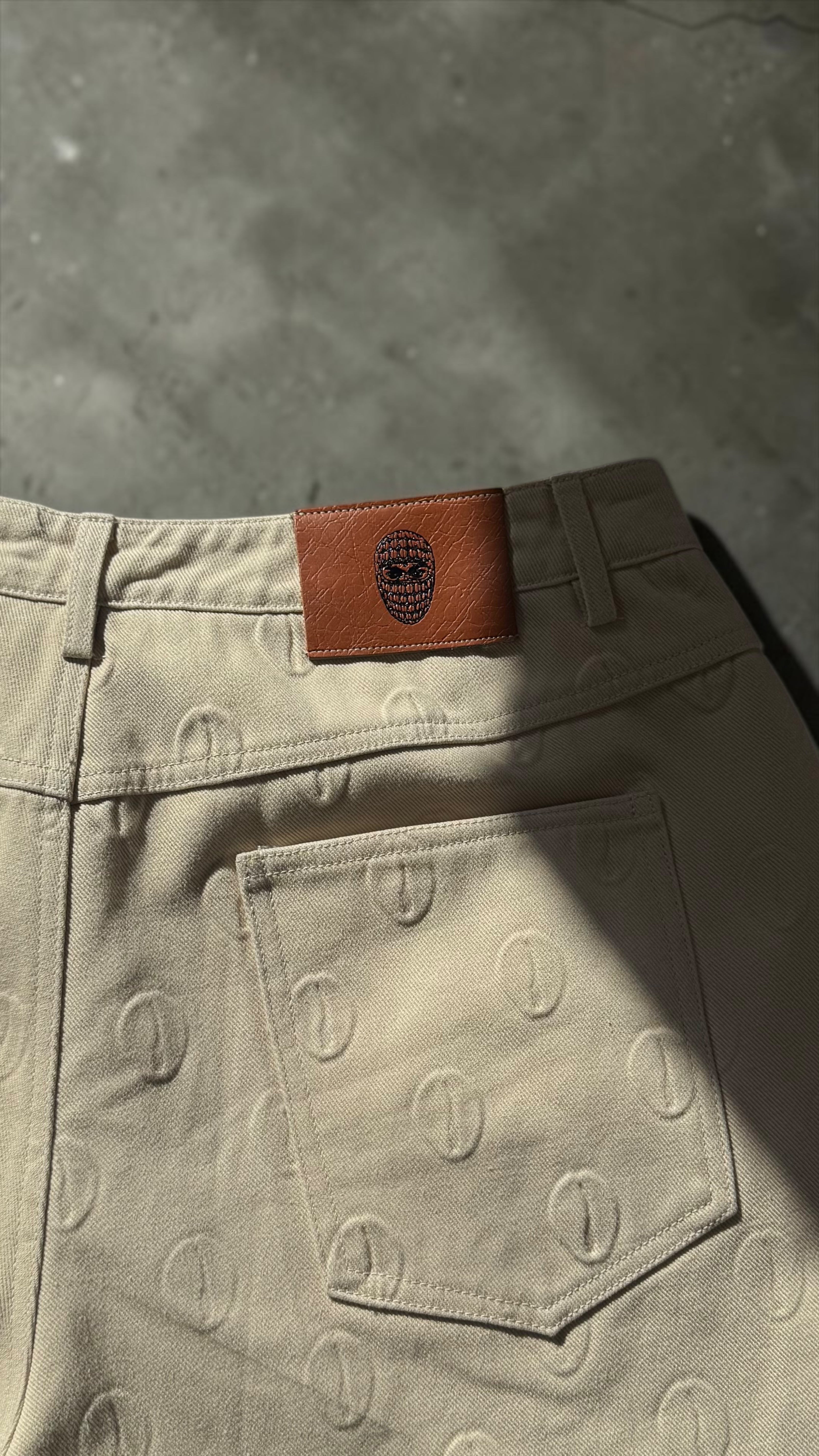Ori Jeans in Cream
