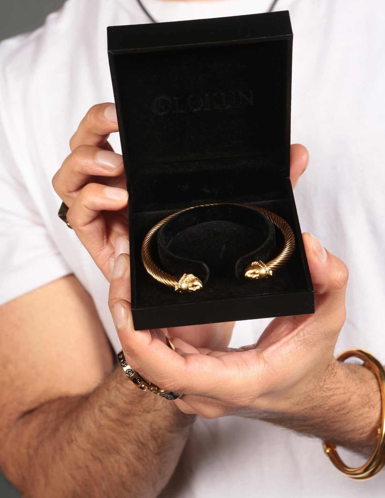 Unisex ORI Cuff Twisted Bangle (GOLD)