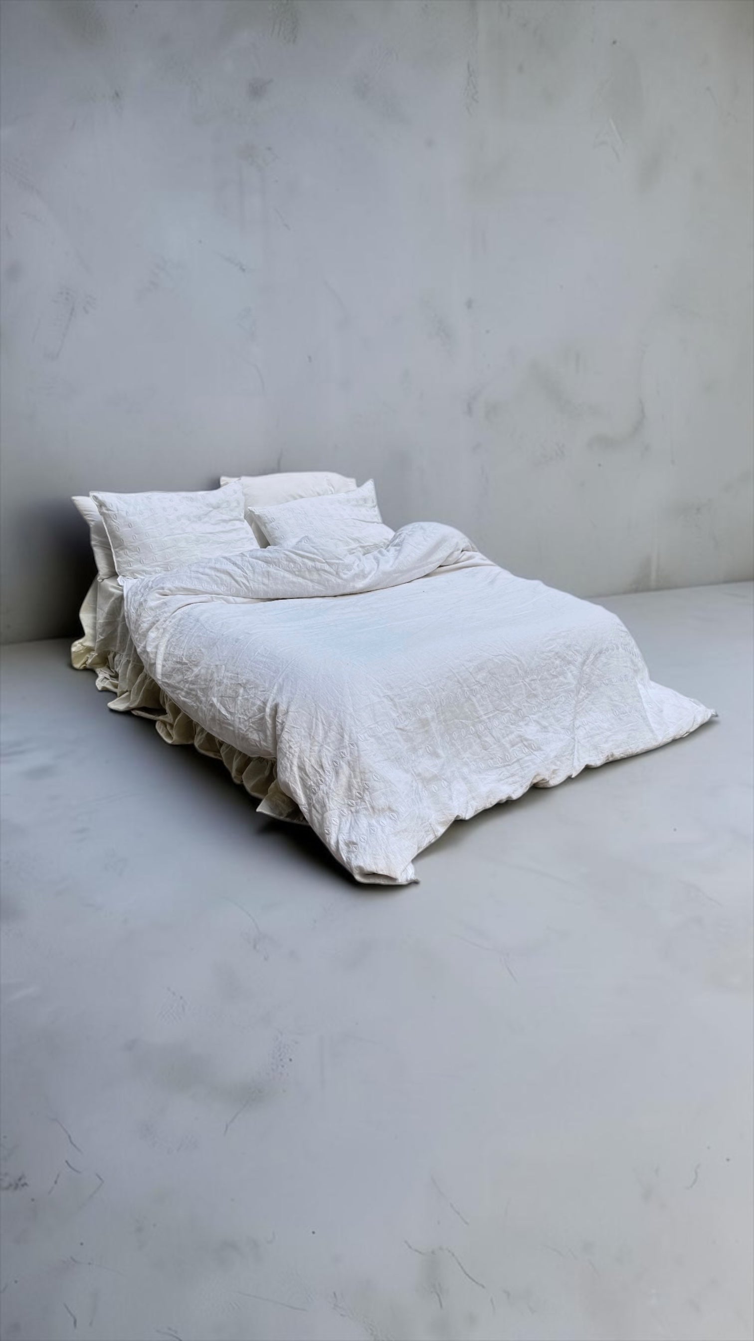 Ori White Linen Cowrie Duvet Cover