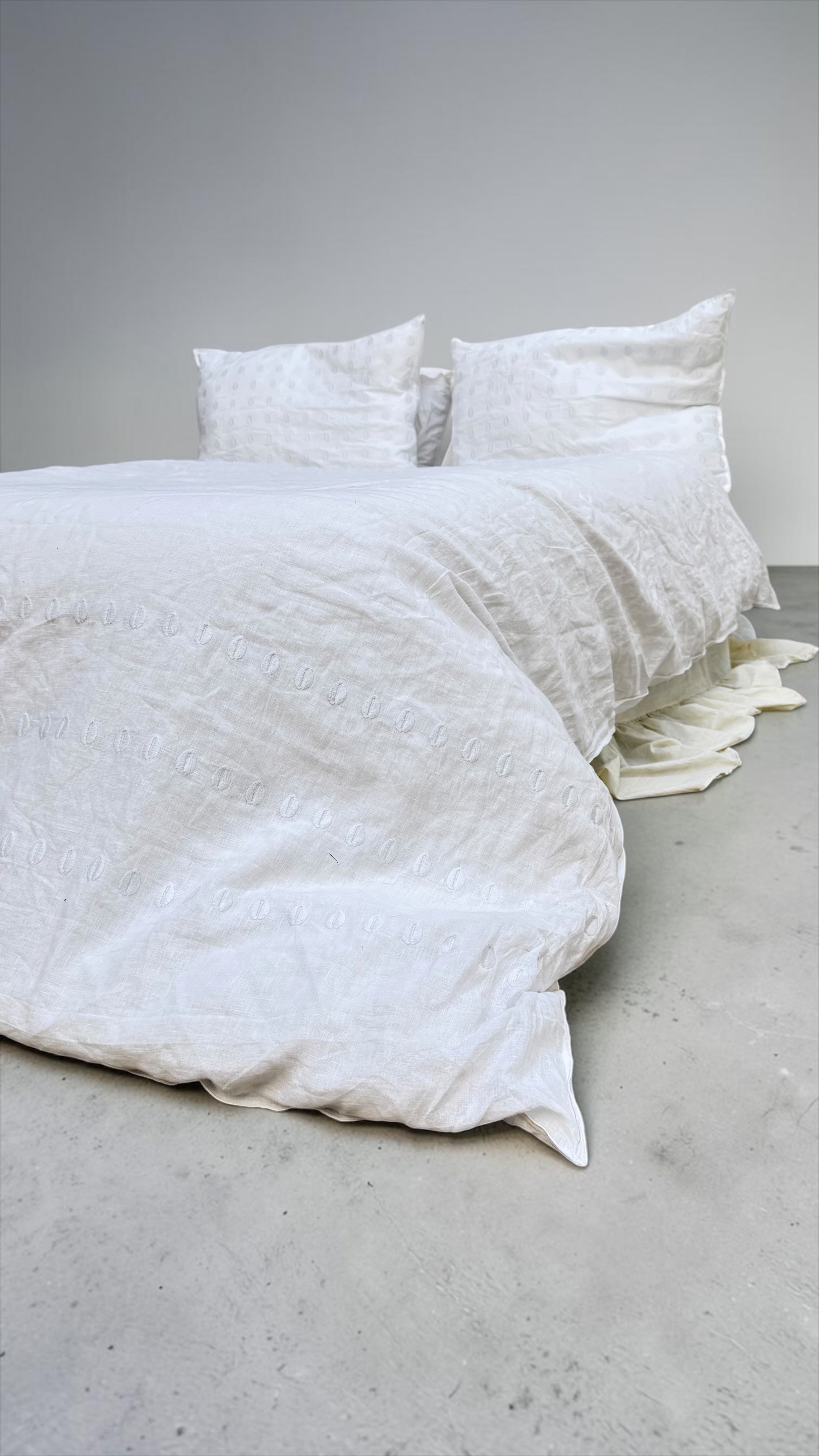 Ori White Linen Cowrie Duvet Cover