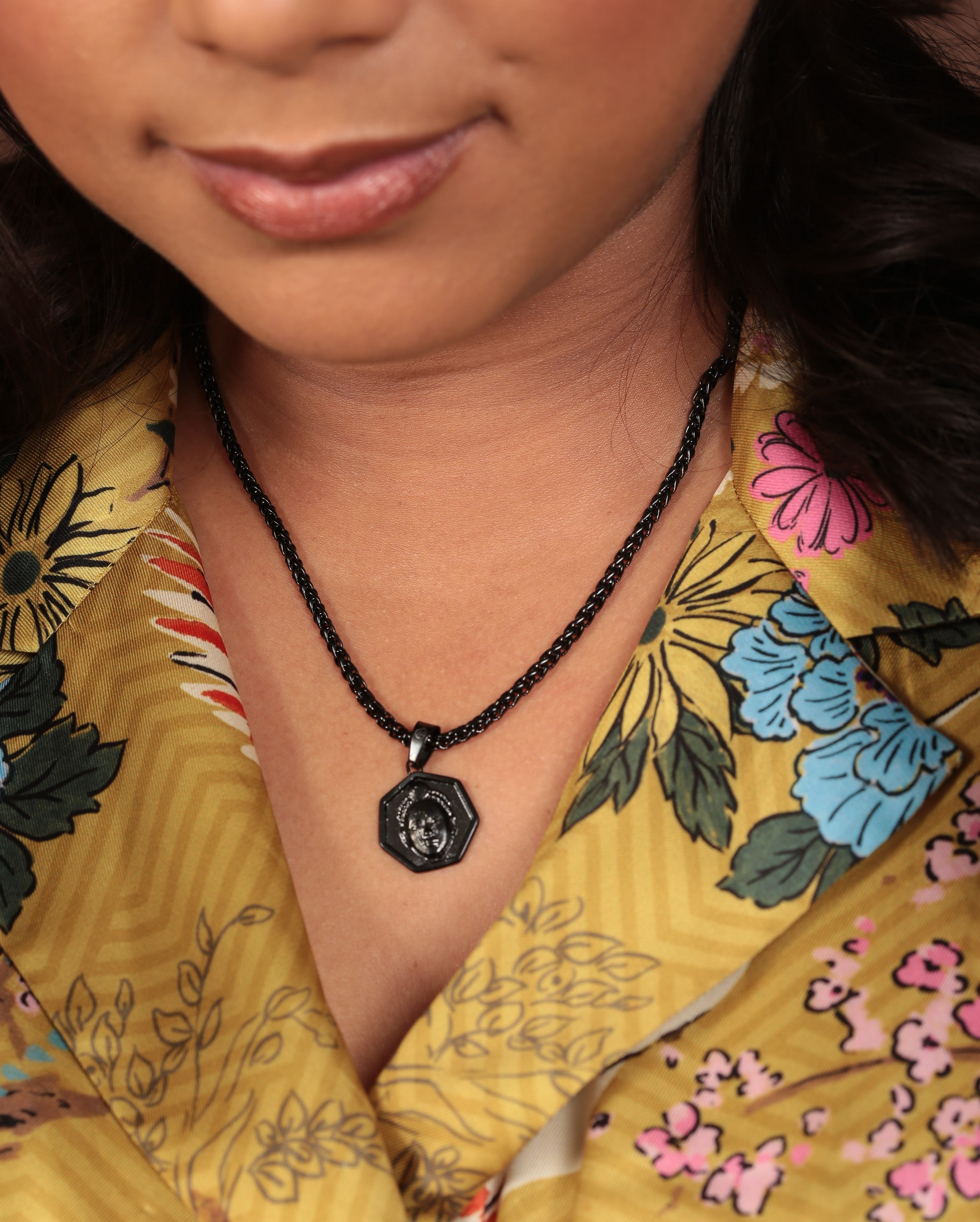 Heptagon cut ORI Head with 3MM Wheat Chain (BLACK)